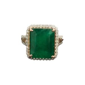 Authentic Pre-Owned 18KG 8.41 Ct Emerald Ring